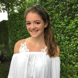 Meet your Posher, Ellie